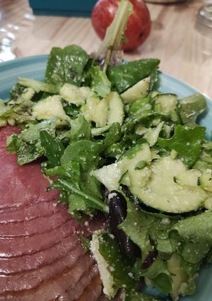 Une photo de Salade d'accompagnement de carpaccio
