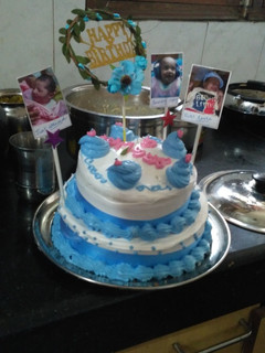 A picture of Whole wheat blue cake.