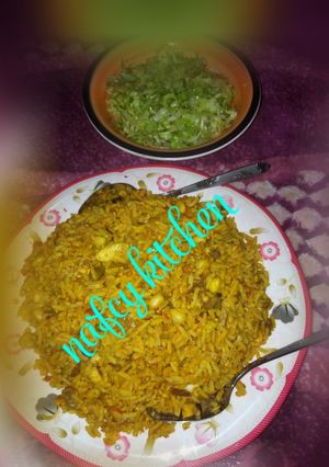 A picture of Jallop rice nd beans.
