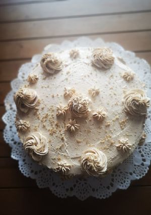 Una foto de Torta nuez manjar
