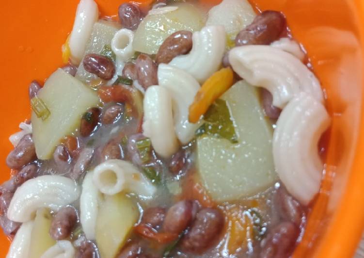 Bagaimana meracik Sop ayam kacang merah simpel Lezat