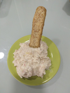 Una foto de Ensaladilla de bocas a la estela