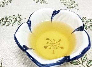 Hình của món Rượu Chuối Hột.