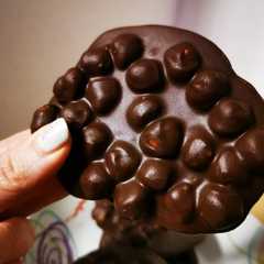 Foto di Nocciole ricoperte di cioccolato