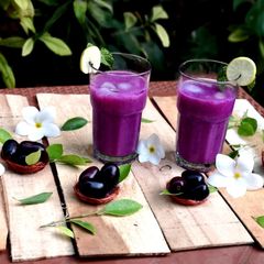 A picture of Jamun mojito/java plum.