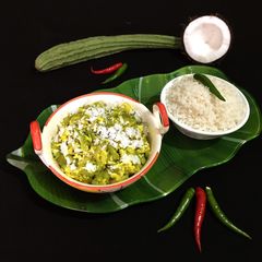 A picture of Coconut Ridge Gourd dry Curry.