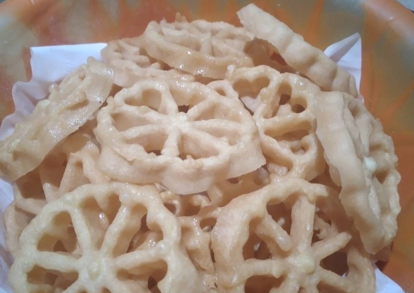 Kembang Goyang/kue Seroja