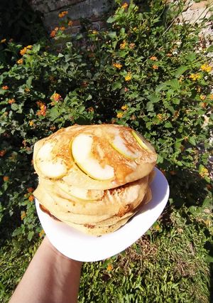 Una foto de Pancakes con Manzana 🍎🍏