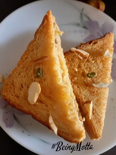 A picture of Eggless Brown Bread French Toast.