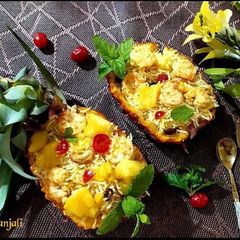 A picture of Thai Pineapple Prawns fried Rice.