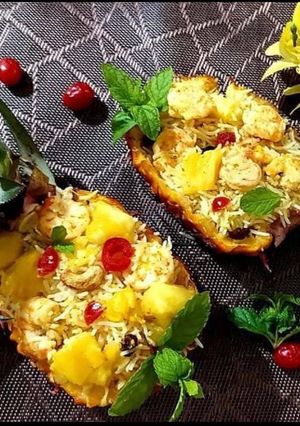 A picture of Thai Pineapple Prawns fried Rice.