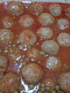 Una foto de Albóndigas en salsa de tomate