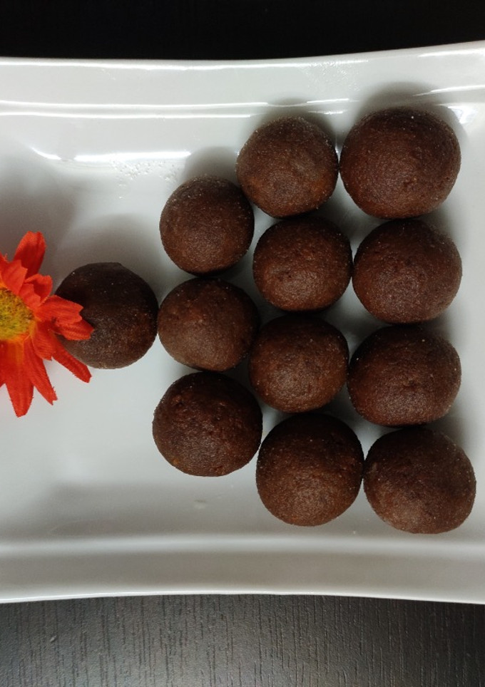கமர் கட் மிட்டாய் (Kamarkat mittai recipe in tamil) செய்முறை முக்கிய புகைப்படம்