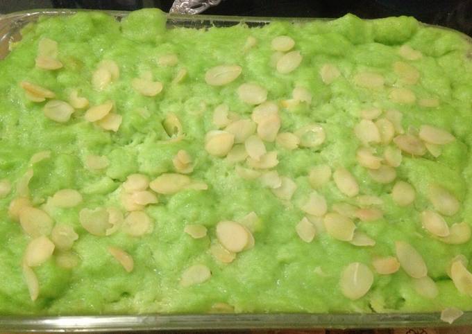 Langkah Mudah untuk Membuat Pudding Roti pandan Kukus (eggless) Anti Gagal