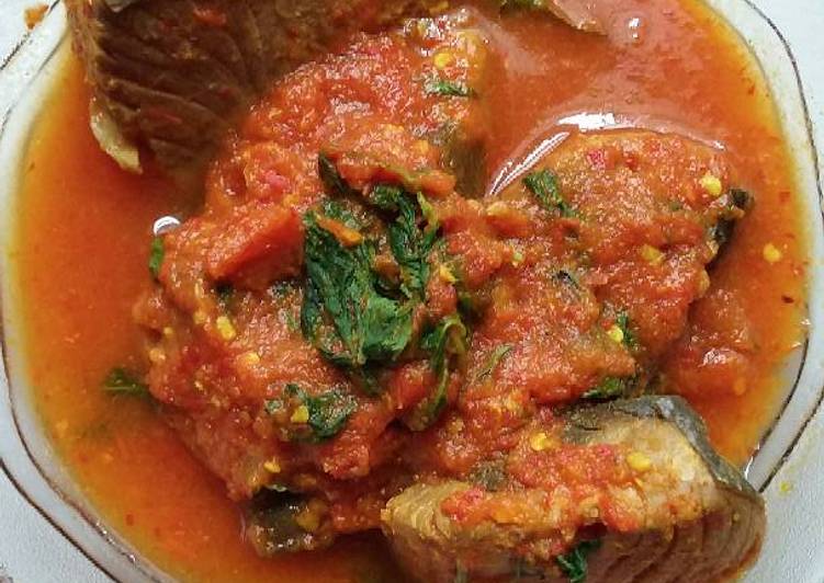 Bahan-bahan Tuna Asam Padeh yang enak dan Mudah Dibuat