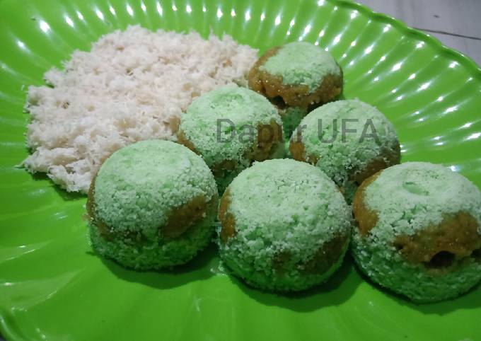 Kue Putu