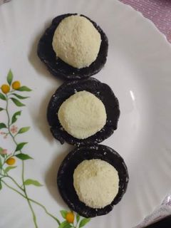 চকো সন্দেশ টু ইন ওয়ান (choco sondesh two in one recipe in Bengali) রেসিপির প্রধান ছবি