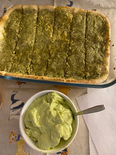 Φωτογραφία της συνταγής Σκορδόψωμο με ντιπ από αβοκάντο!!! 🧄🥖🍞🧄