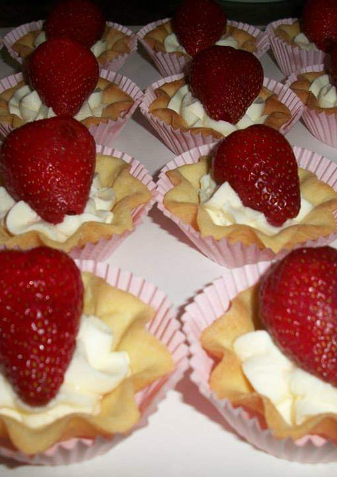 Una foto de Tartitas de frutillas