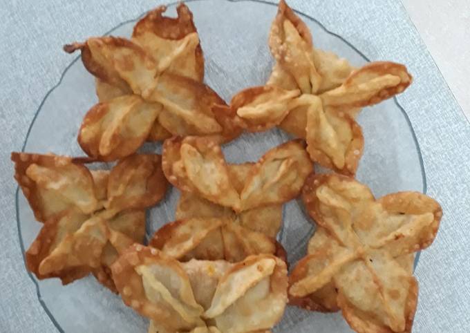 Flower samosa