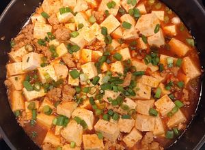 Hình của món Đậu hũ tứ xuyên.