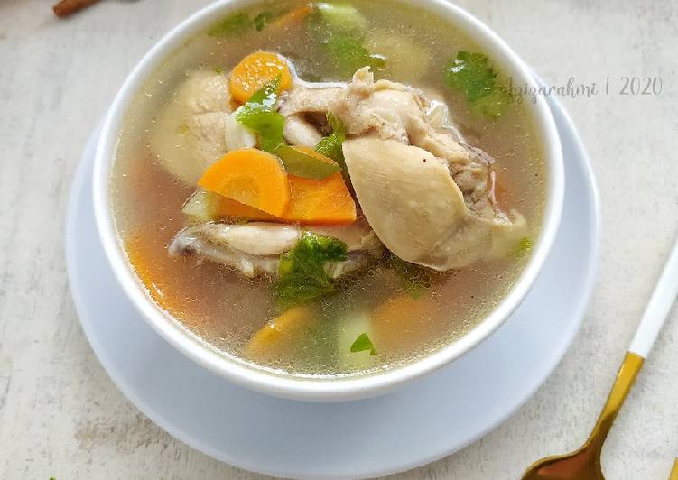 Sop Ayam Ala Pak Min Klaten