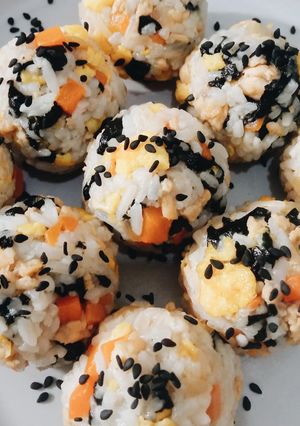 Foto resep Jumeokbap (Korean Rice Balls)