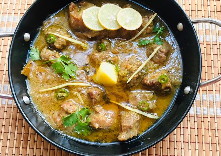 How to Prepare Homemade Beef shanwari karai