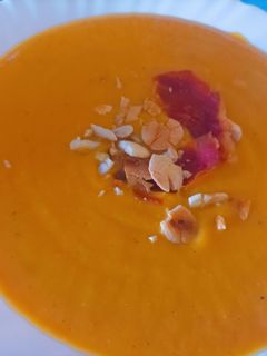 Una foto de Crema de calabaza y boniato