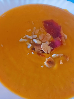 Una foto de Crema de calabaza y boniato