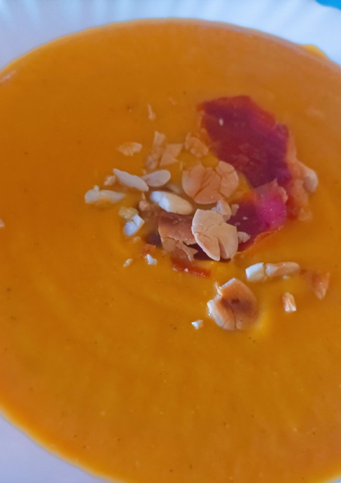 Una foto de Crema de calabaza y boniato