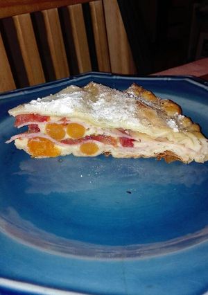 Una foto de Tarta de jamón y queso con zanahorias bebé