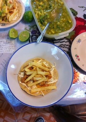 Una foto de Tacos de milanesa con papa
