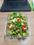 Ensalada con salmón ahumado y mozzarella