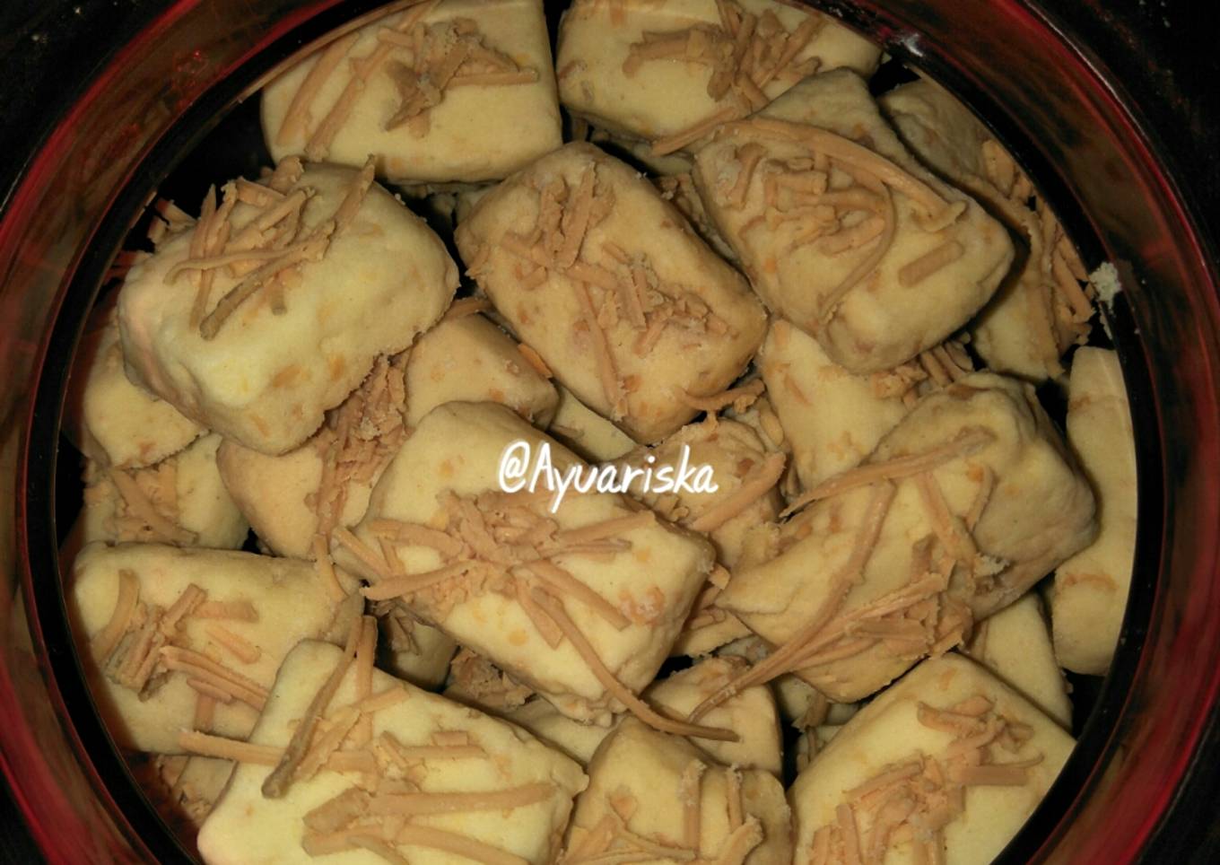 Kue kering sagu keju
