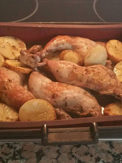 Una foto de Pollo al horno con maceracion a mi manera