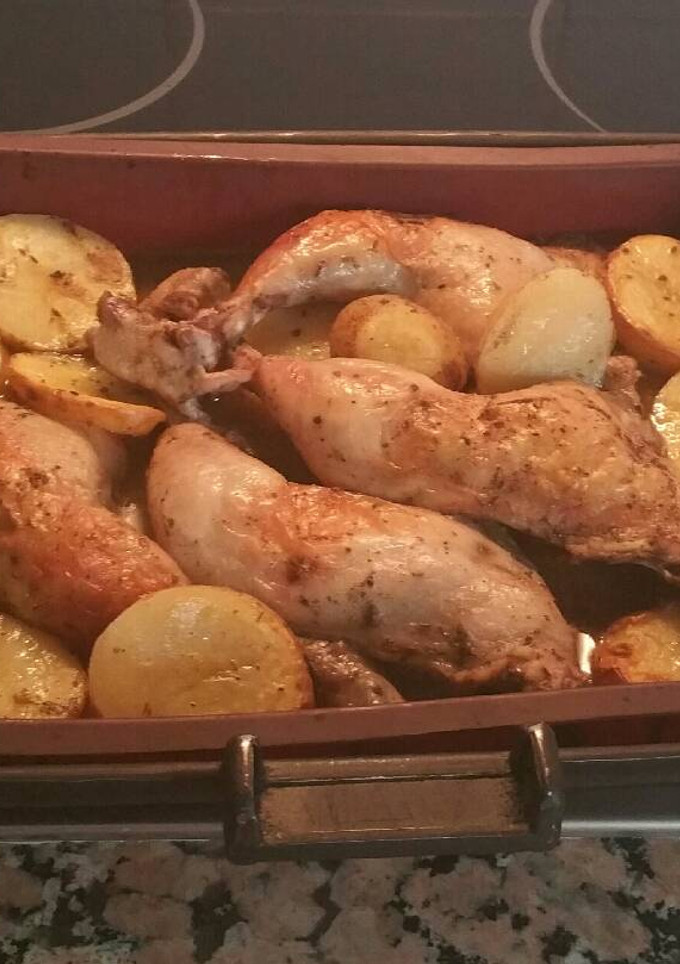 Una foto de Pollo al horno con maceracion a mi manera