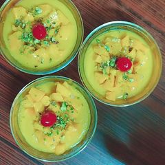 A picture of Mango pudding.