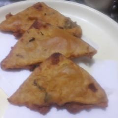 A picture of Besani Bread Pakora.