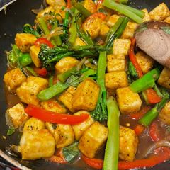 A picture of Chilli basil tofu.