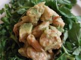 Aguacate relleno de camarones