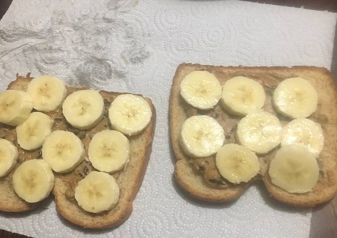 Chocolate chip,pb & banana sandwiches