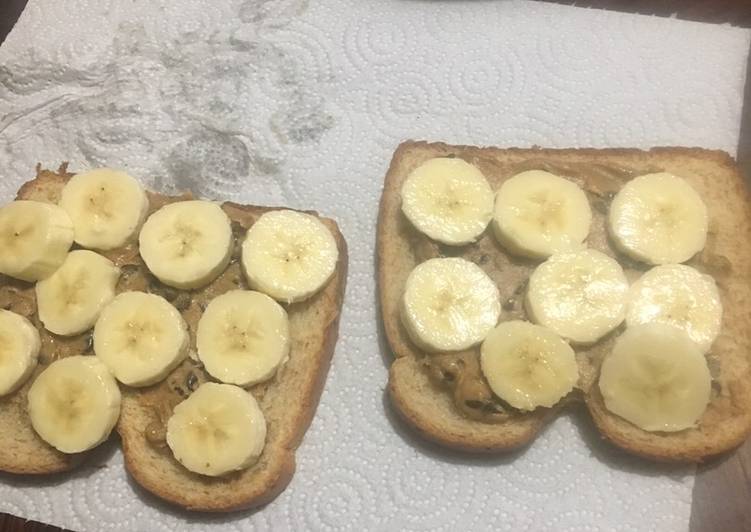 Recipe of Perfect Chocolate chip,pb & banana sandwiches