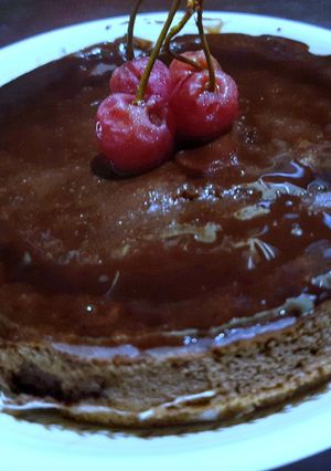 ডেকাডেন্ট  চকলেট কেক(decadent chocolate cake recipe in Bengali) রেসিপির প্রধান ছবি