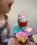 Decorated Vanilla Cupcakes