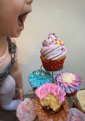 A picture of Decorated Vanilla Cupcakes.