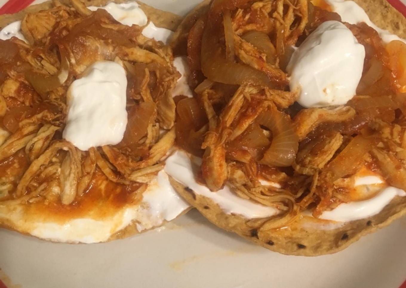 Tostadas de tinga de pollo