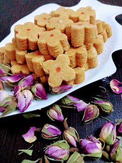 عکسی از دستور شیرینی نخودچی