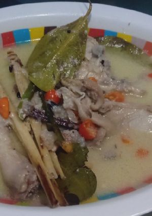 Foto resep Ayam Masak Putih