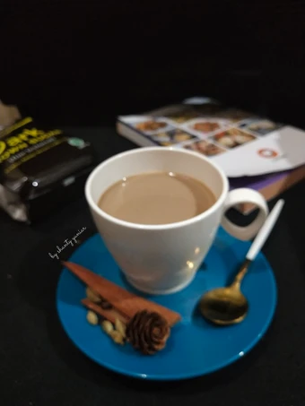 Easy Steps to Prepare Recipes Syai Haleeb (Teh Susu Rempah Arab) the So Delicious Really Delicious.